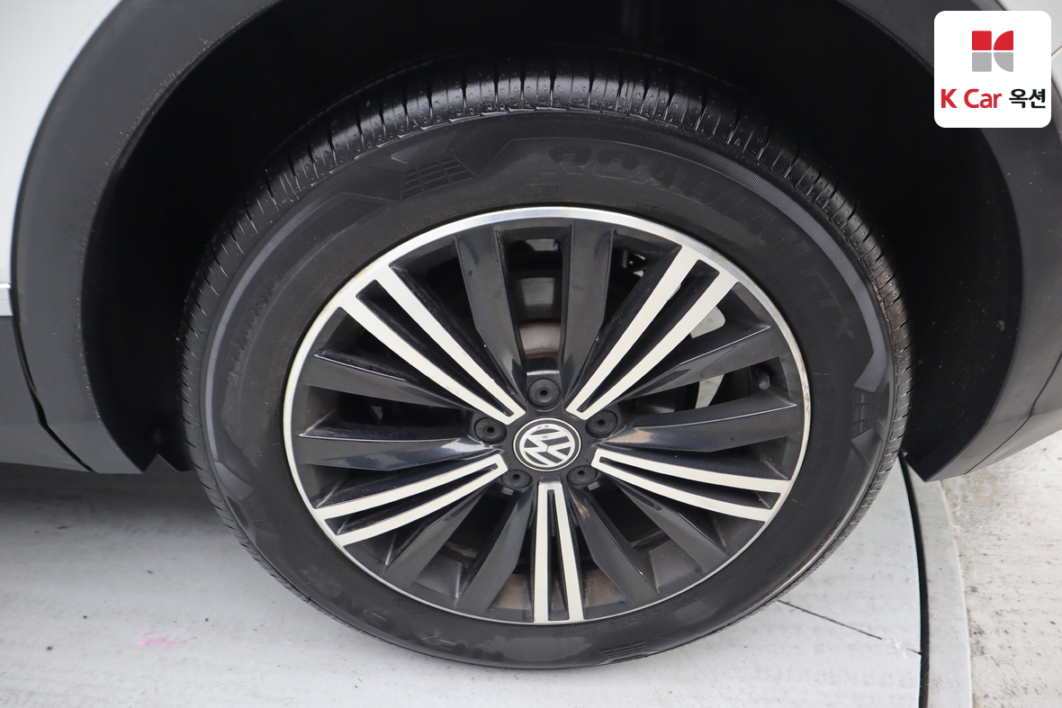 VOLKSWAGEN 티구안 - 48