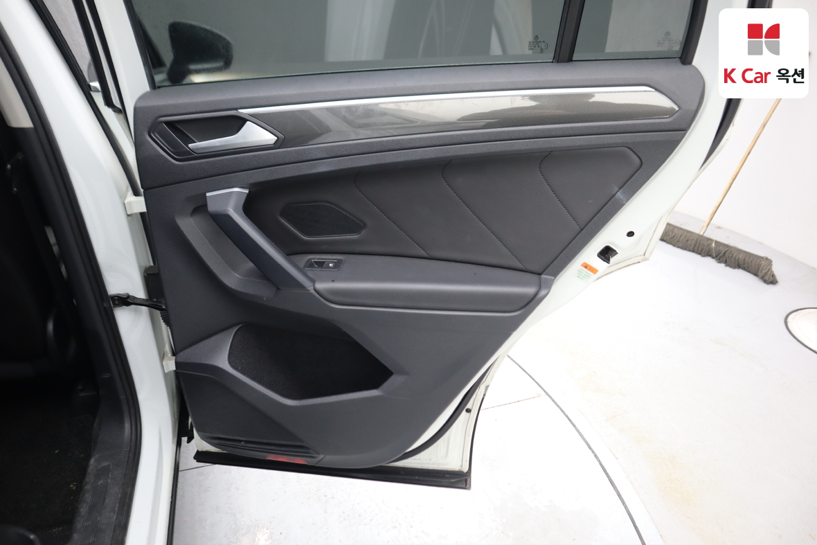 VOLKSWAGEN 티구안 - 31
