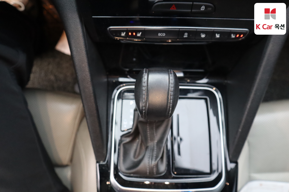 Renault Samsung SM6 2016 - Image 16