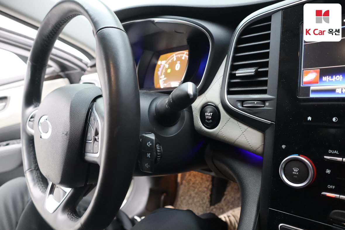 Renault Samsung SM6 2016 - Image 11