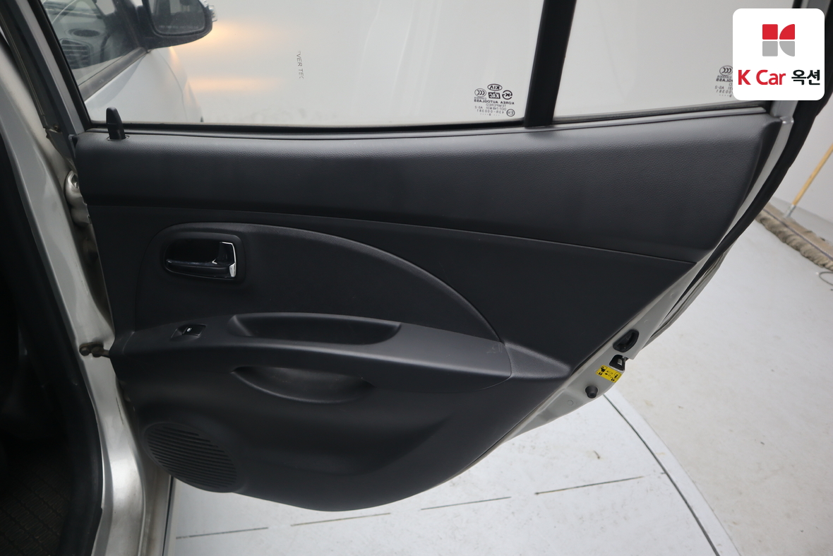 كيا مورنينج 2009 - صورة 26