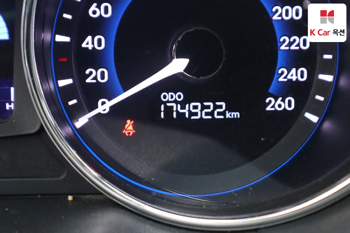 Hyundai Sonata 2012 - Image 4