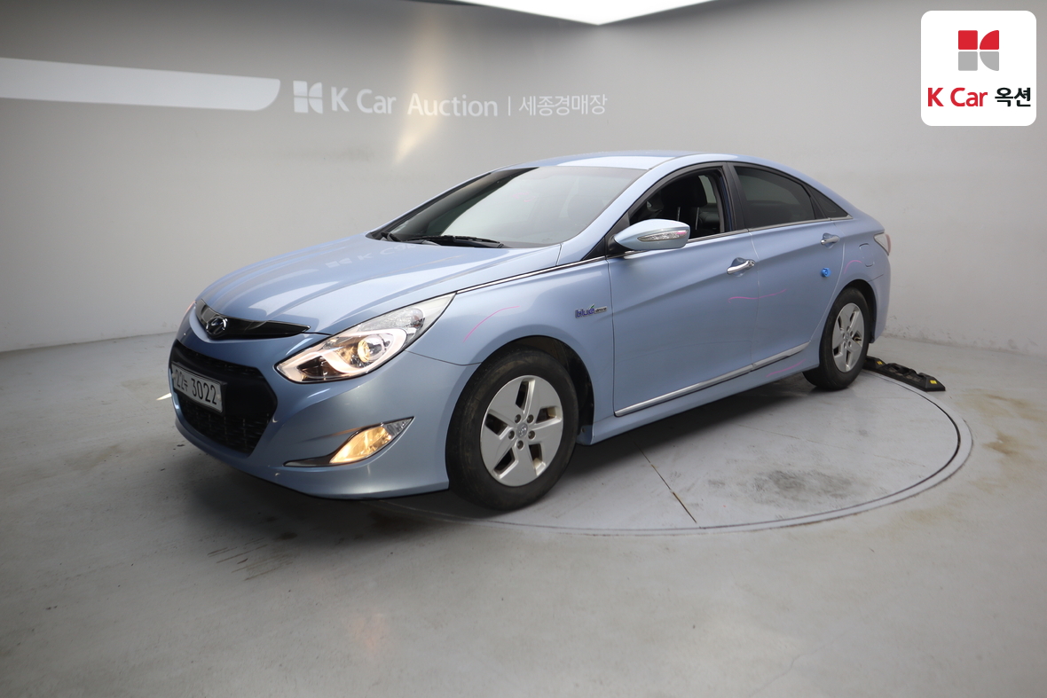 Hyundai Sonata 2012 - Image 1