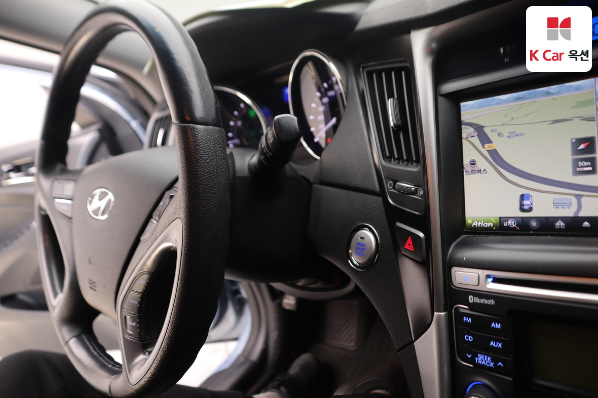 Hyundai Sonata 2012 - Image 11