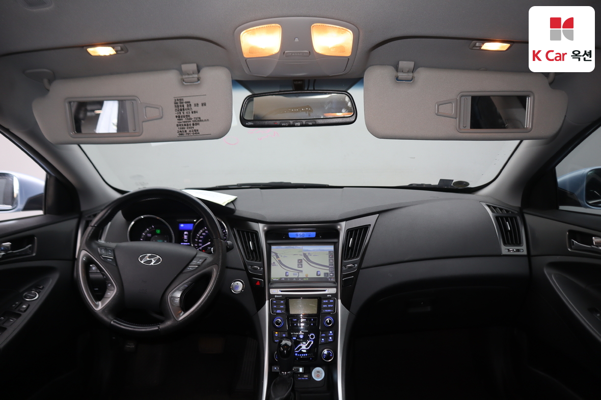 Hyundai Sonata 2012 - Image 3