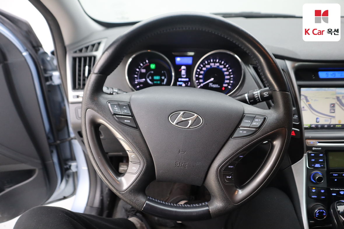 Hyundai Sonata 2012 - Image 10