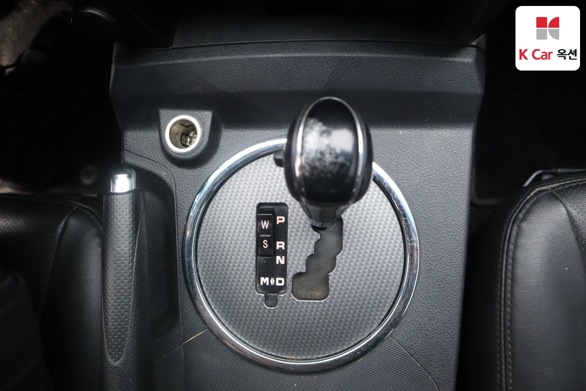 KG Mobility Korando Sports 2015 - Image 16