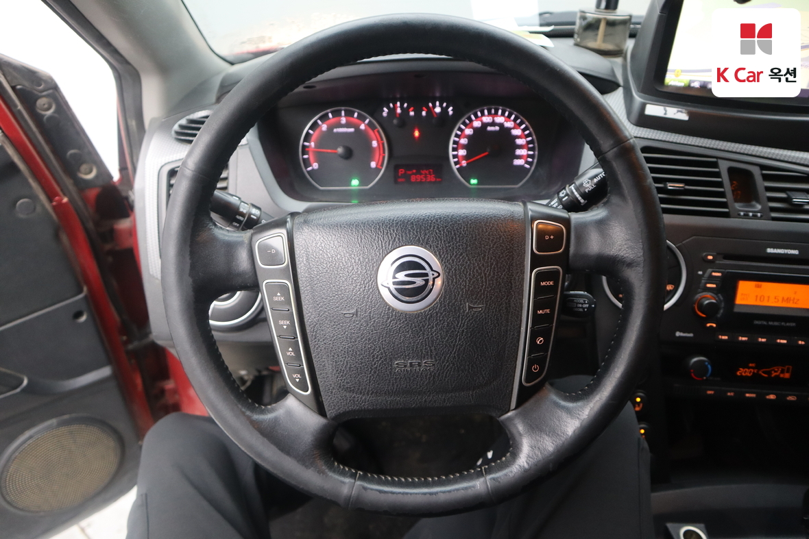 KG Mobility Korando Sports 2015 - Image 10