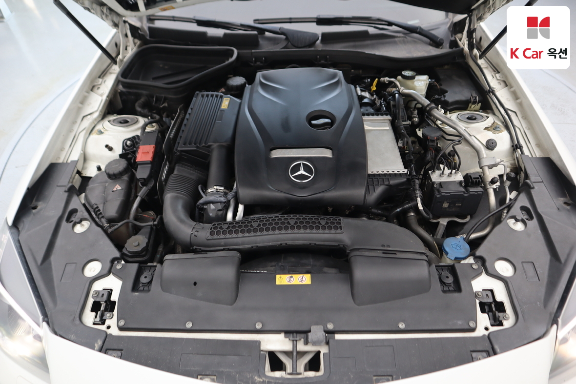 Mercedes-Benz SLK-Class 2016 - Image 31