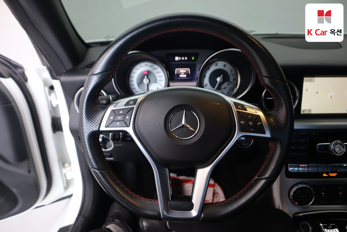 Mercedes-Benz SLK-Class 2016 - Image 10