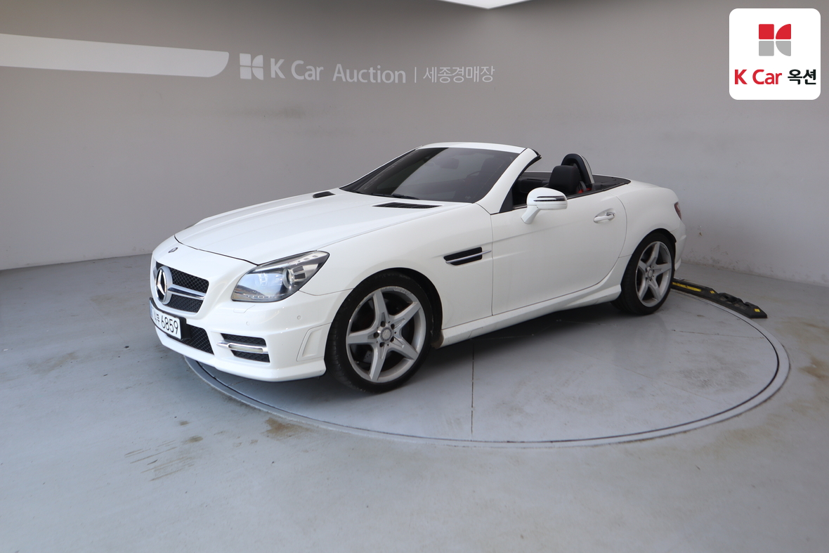 Mercedes-Benz SLK-Class 2016 - Image 42