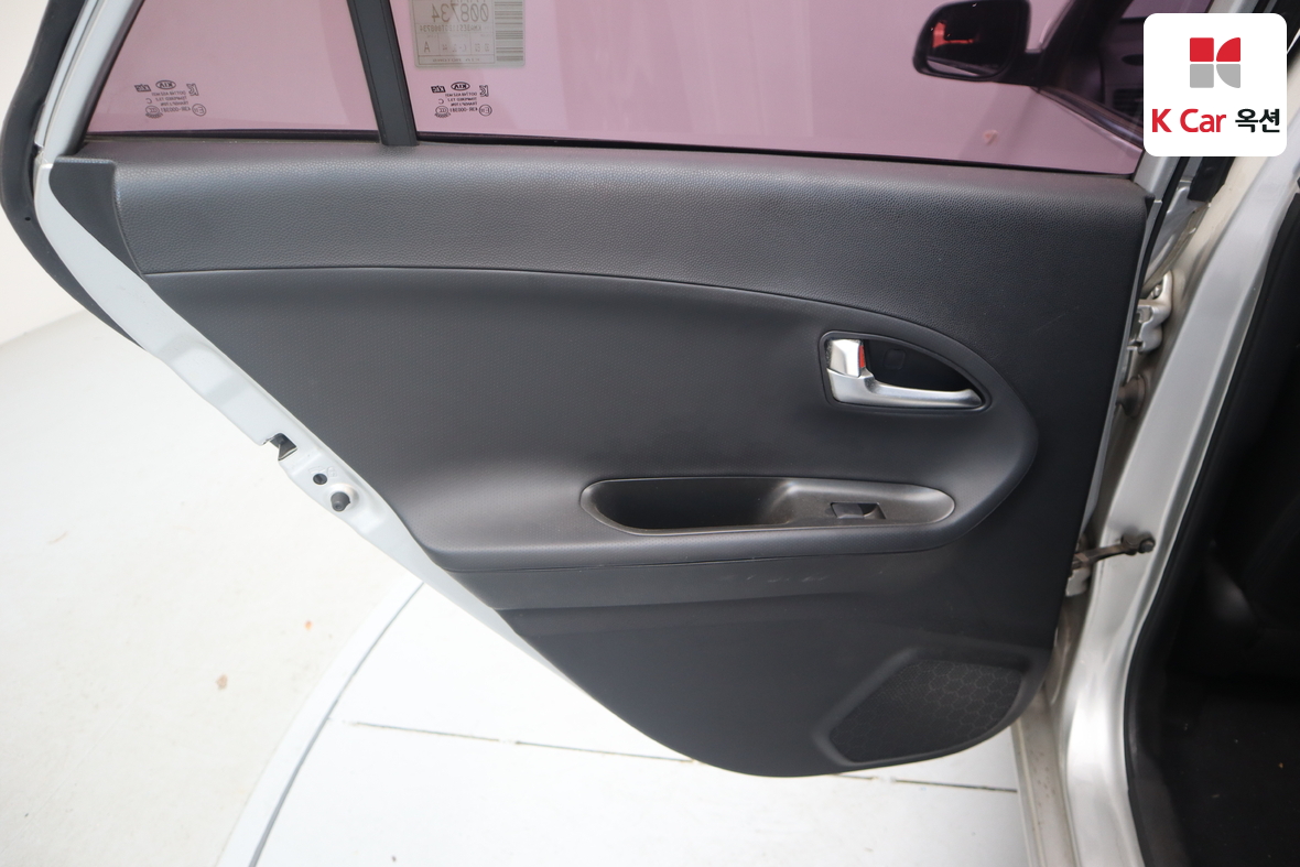 Kia Morning 2016 - Image 21