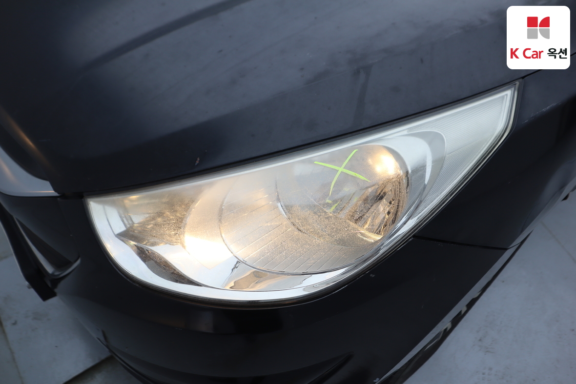 Hyundai Tucson 2011 - Image 37