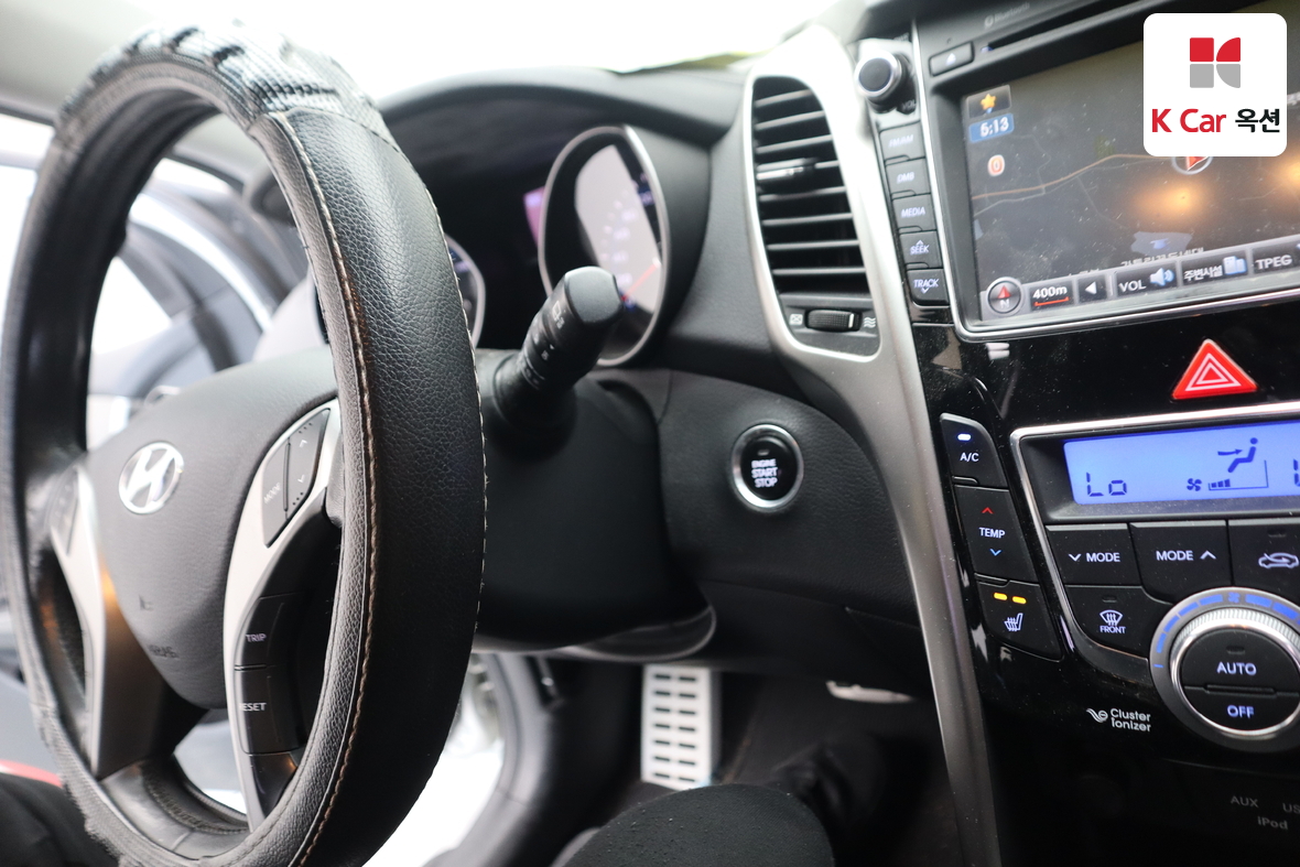 Hyundai i30 2012 - Image 11