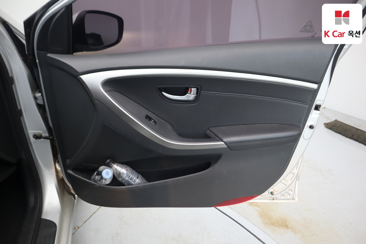 Hyundai i30 2012 - Image 28