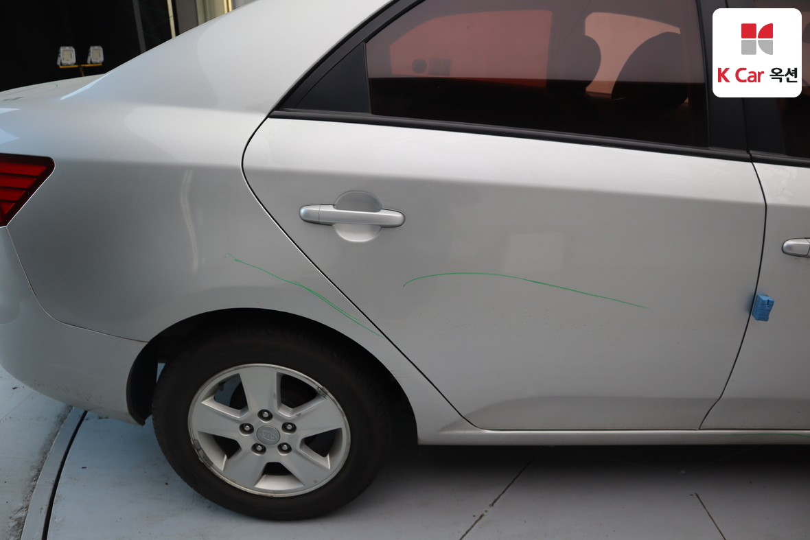 كيا فورتي 2010 - صورة 40