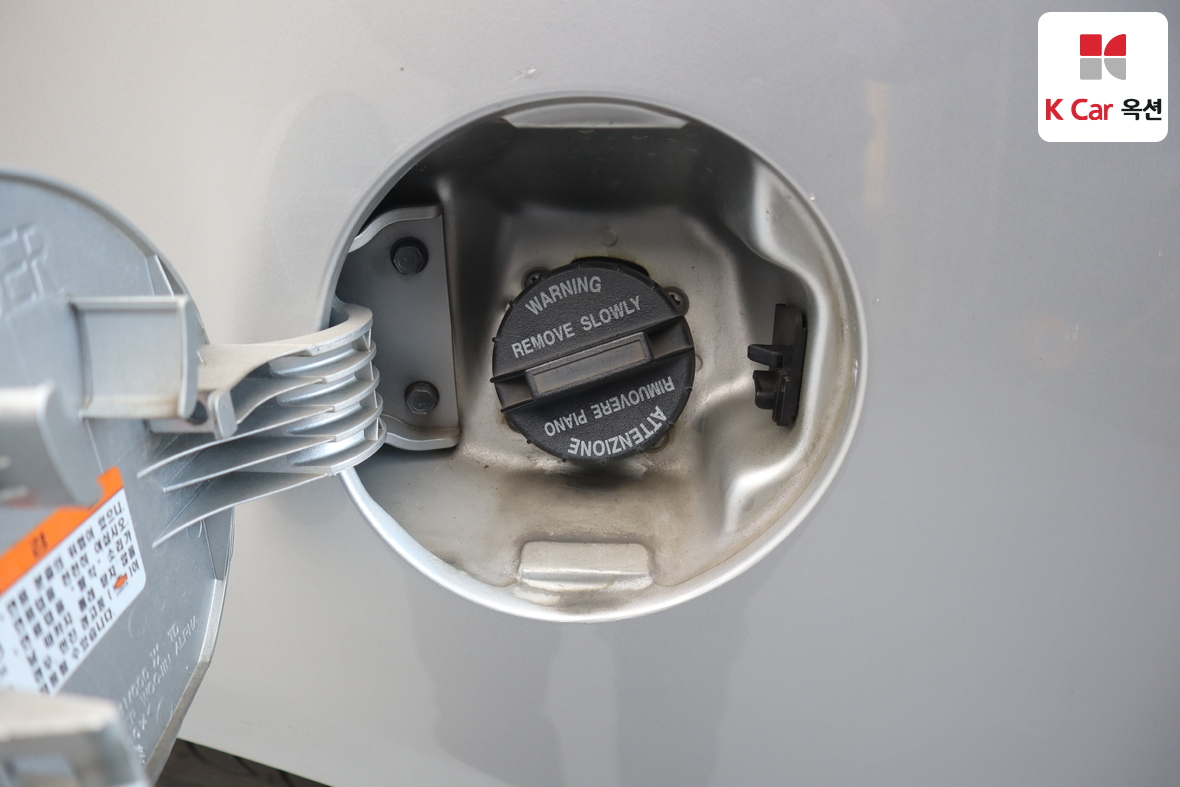 كيا فورتي 2010 - صورة 22