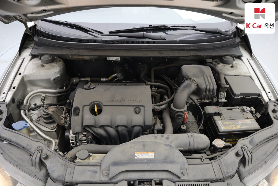 كيا فورتي 2010 - صورة 30