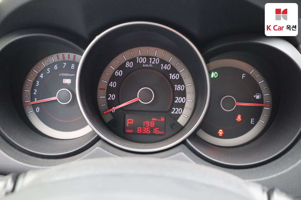 كيا فورتي 2010 - صورة 5