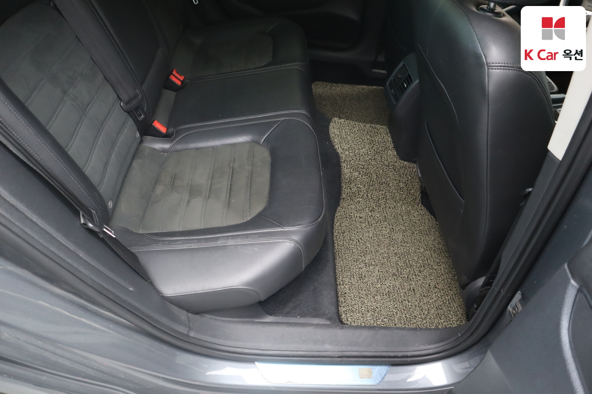 Volkswagen Passat 2015 - Image 29