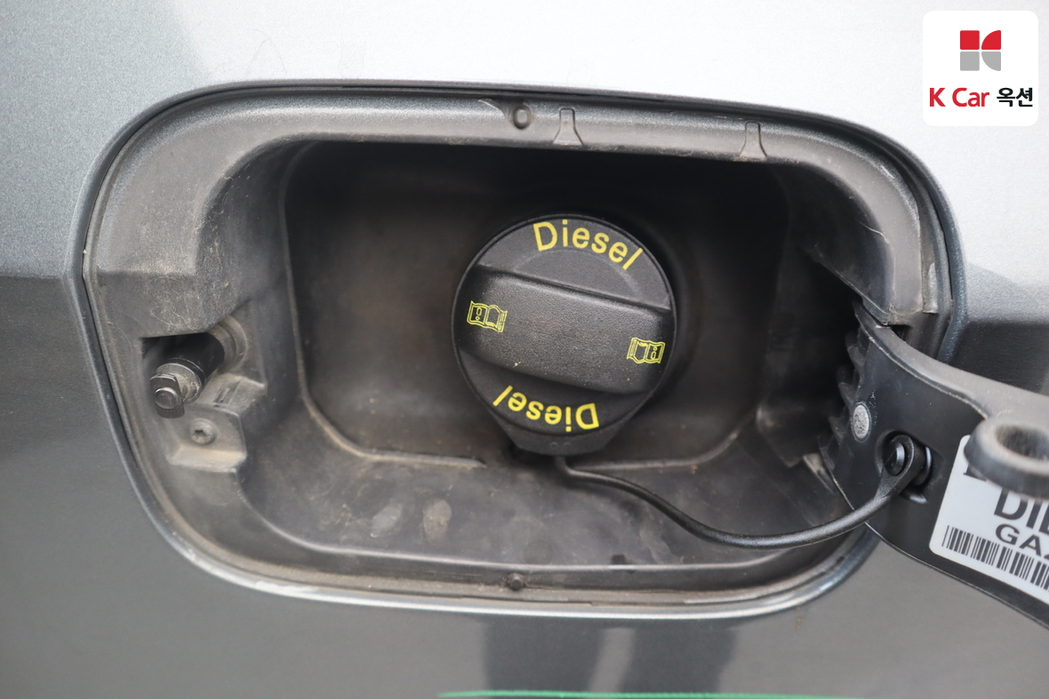 Volkswagen Passat 2015 - Image 25