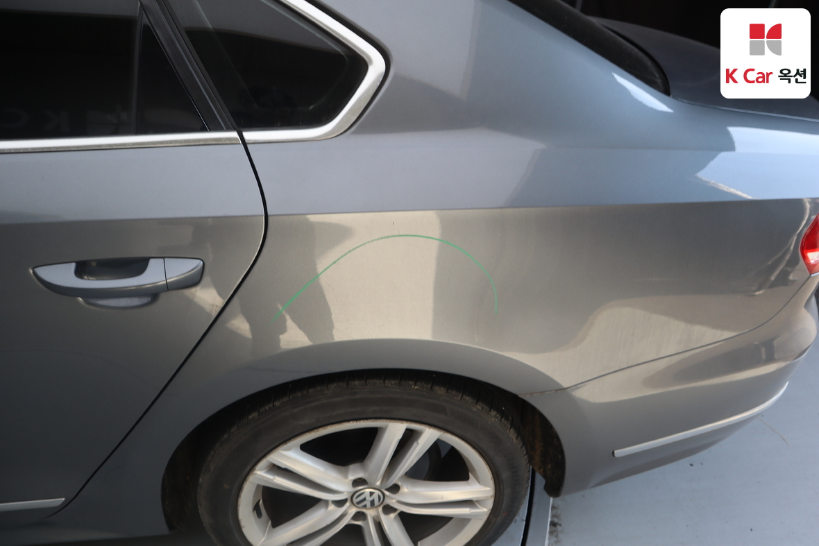 Volkswagen Passat 2015 - Image 43