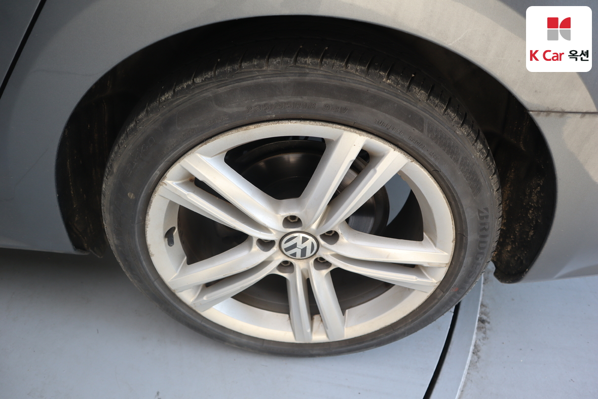 Volkswagen Passat 2015 - Image 51