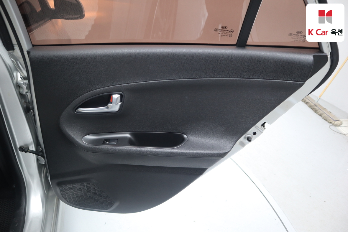 Kia Morning 2012 - Image 27
