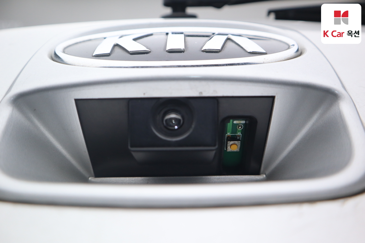 Kia Morning 2012 - Image 23
