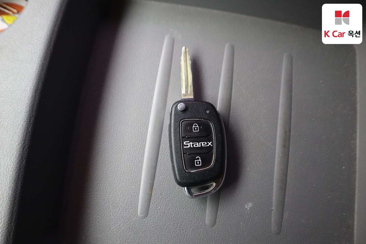Hyundai Grand Starex 2020 - Image 16