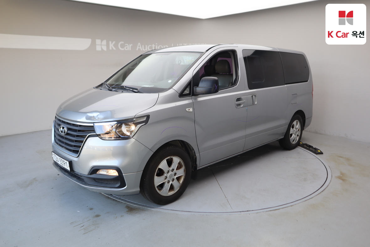 Hyundai Grand Starex 2020 - Image 1