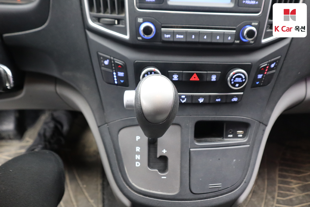 Hyundai Grand Starex 2020 - Image 15