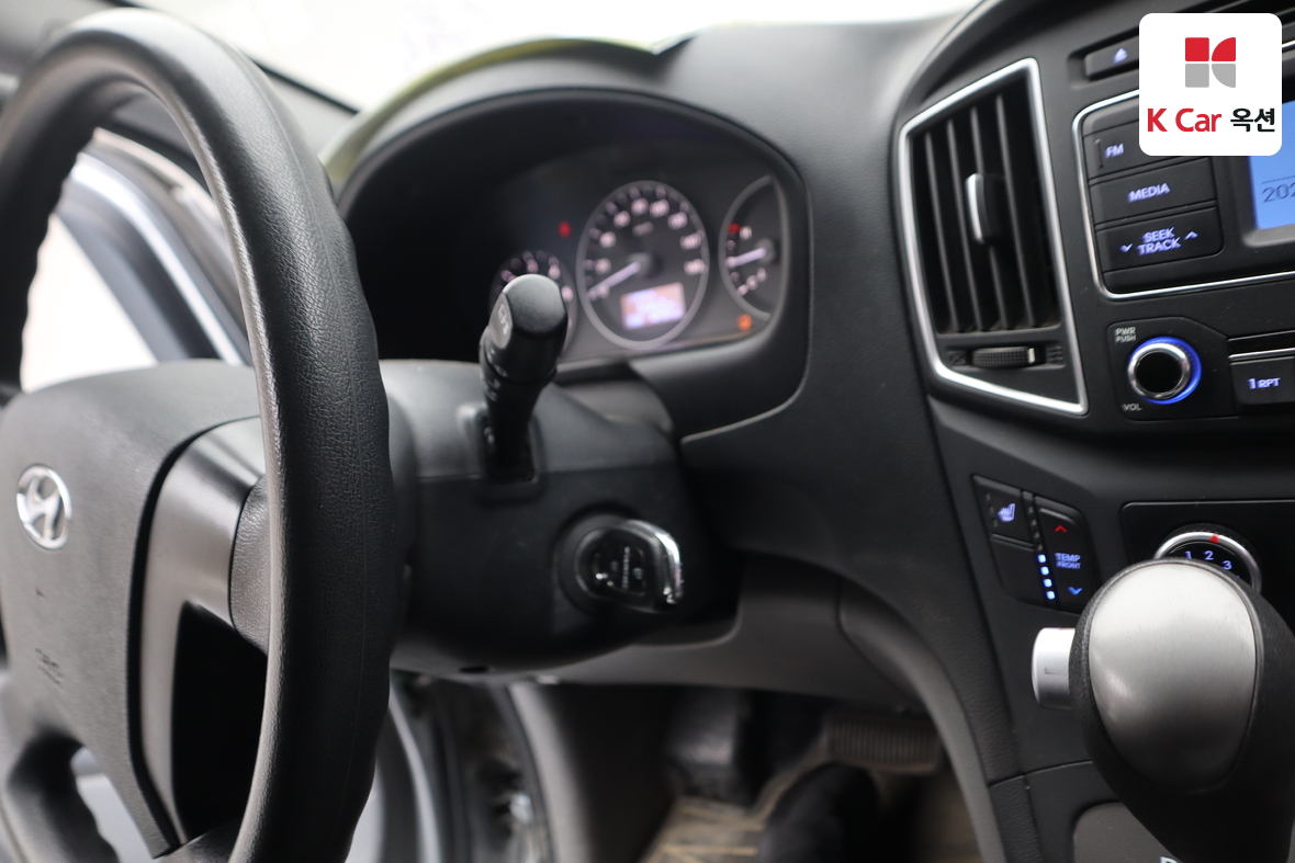 Hyundai Grand Starex 2020 - Image 11