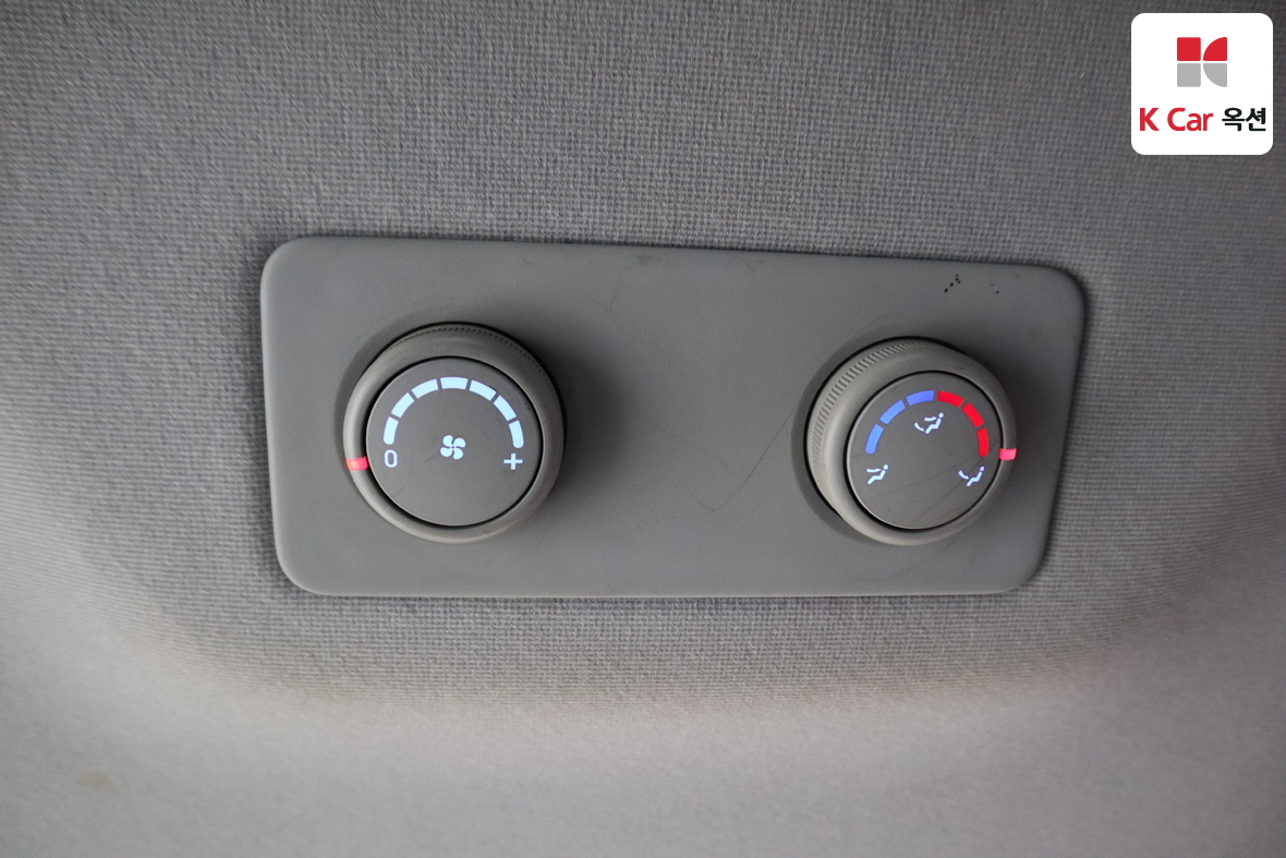 Hyundai Grand Starex 2020 - Image 21