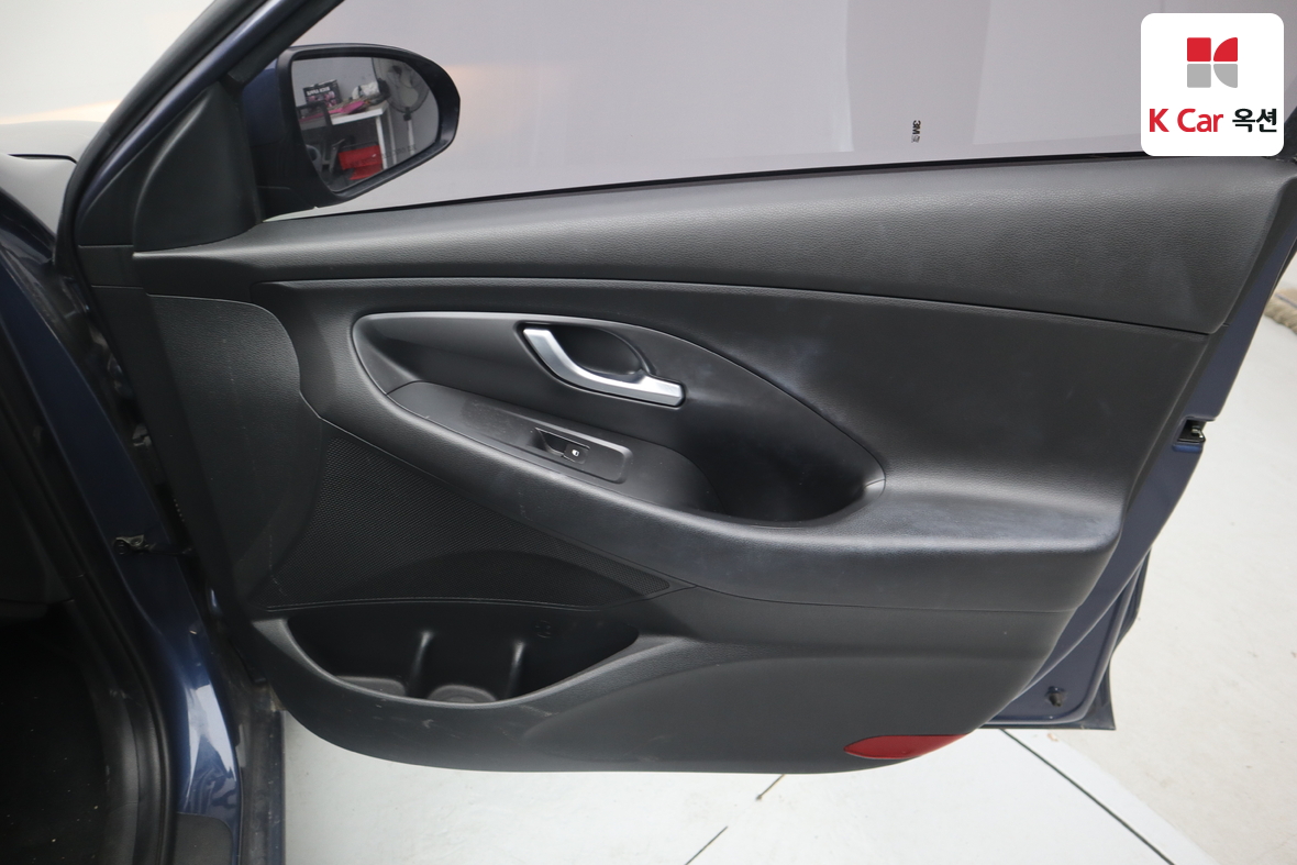 Hyundai i30 2018 - Image 30