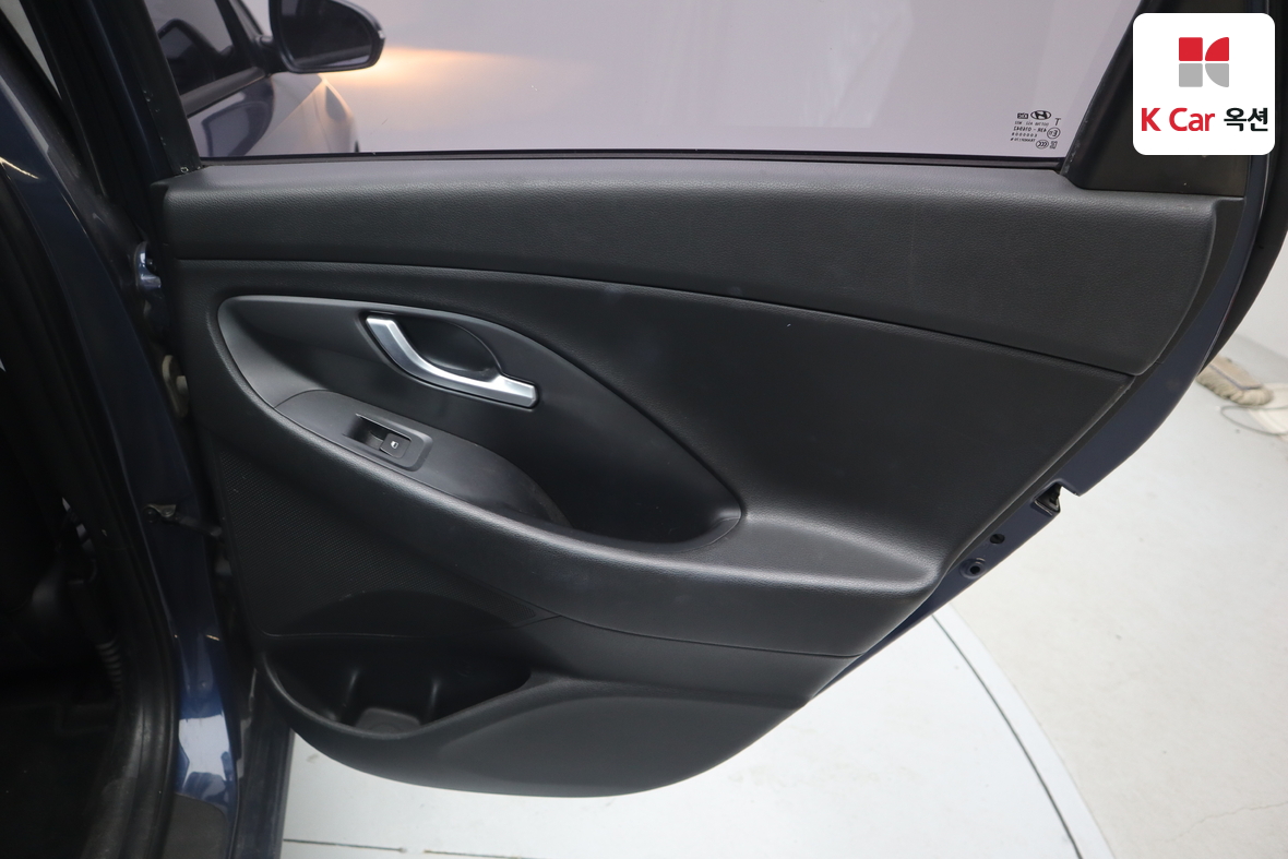 Hyundai i30 2018 - Image 28