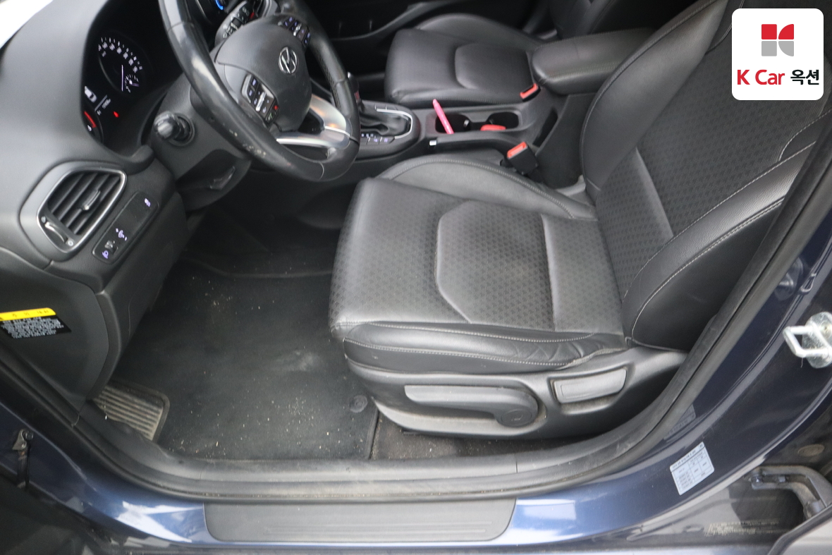 Hyundai i30 2018 - Image 19