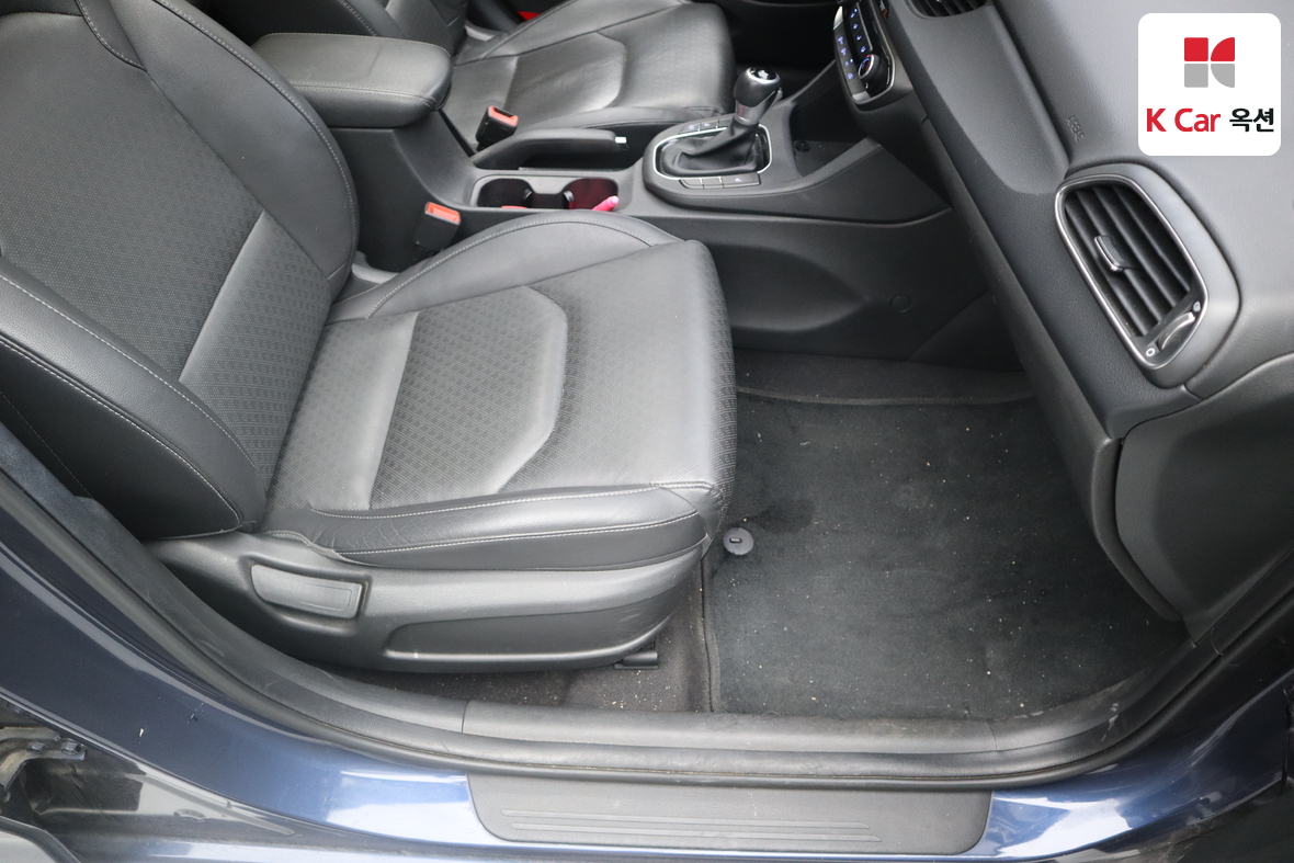 Hyundai i30 2018 - Image 31