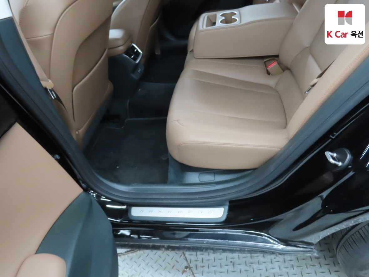 هيونداي أزيرا 2023 - صورة 23