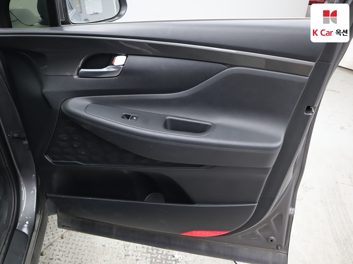 هيونداي سانتافي 2021 - صورة 29