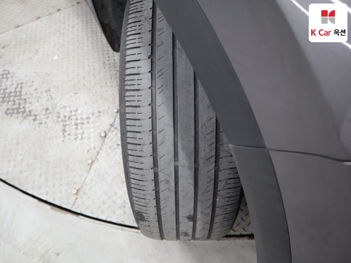 هيونداي سانتافي 2021 - صورة 32