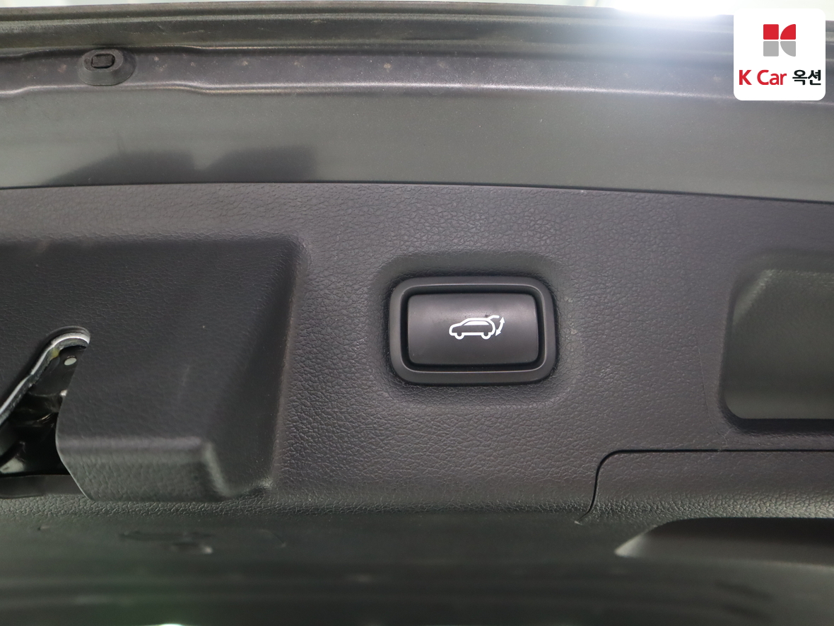 هيونداي سانتافي 2021 - صورة 25