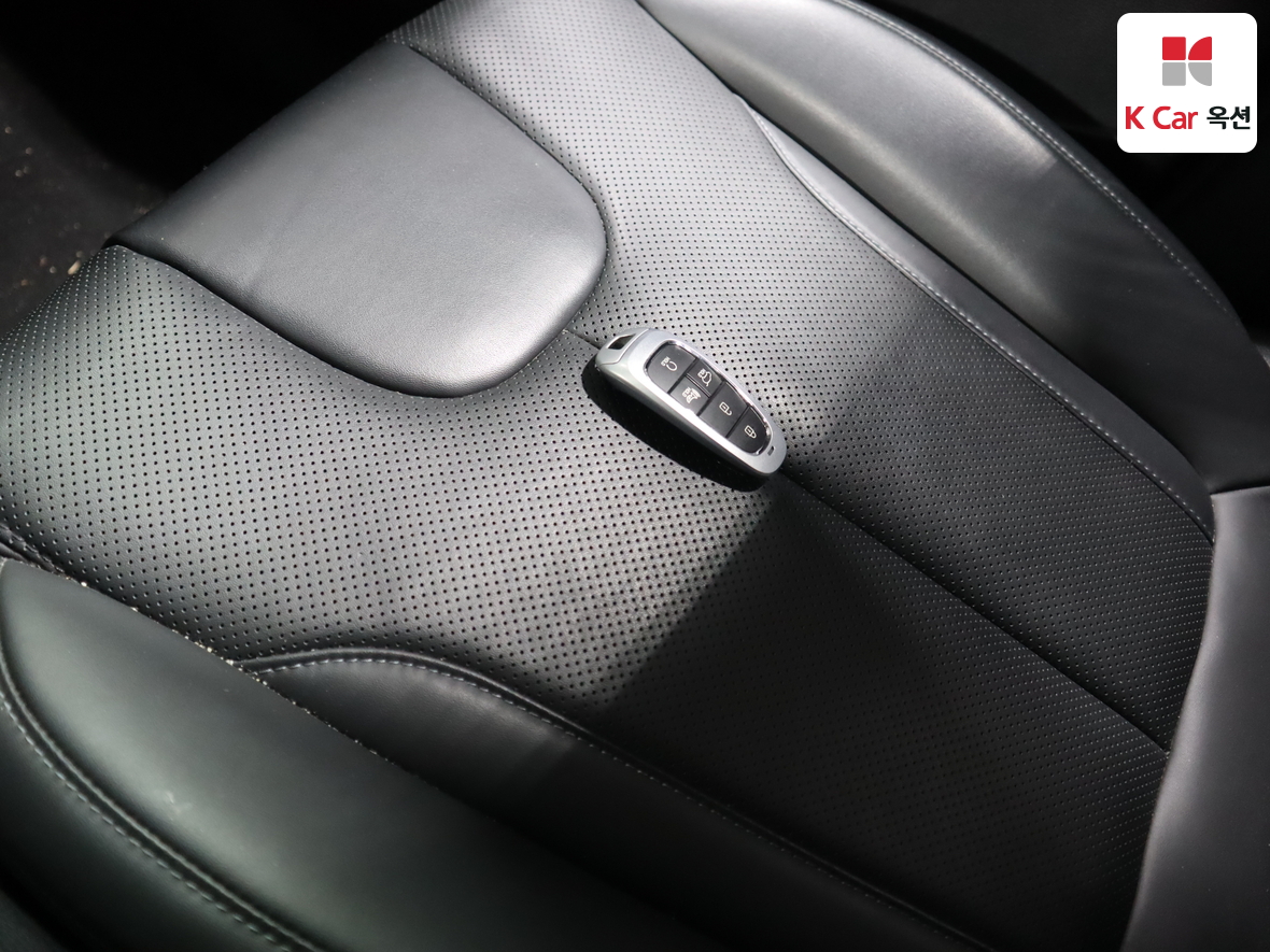 هيونداي سانتافي 2021 - صورة 17