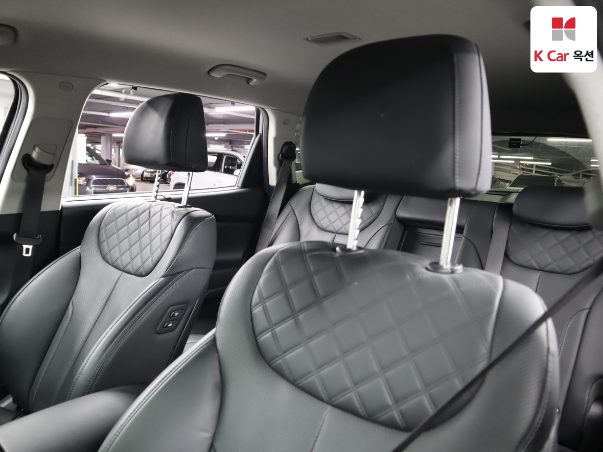 هيونداي سانتافي 2021 - صورة 19