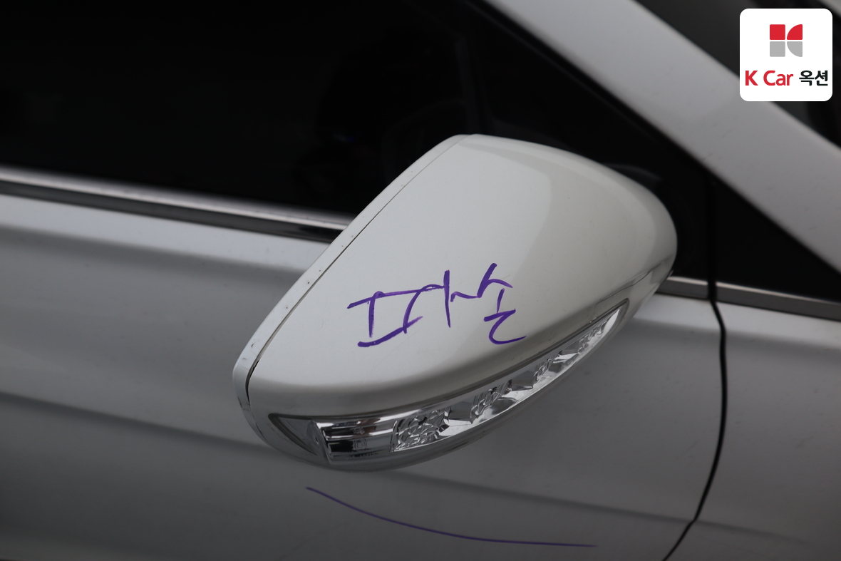 Hyundai Sonata 2011 - Image 44