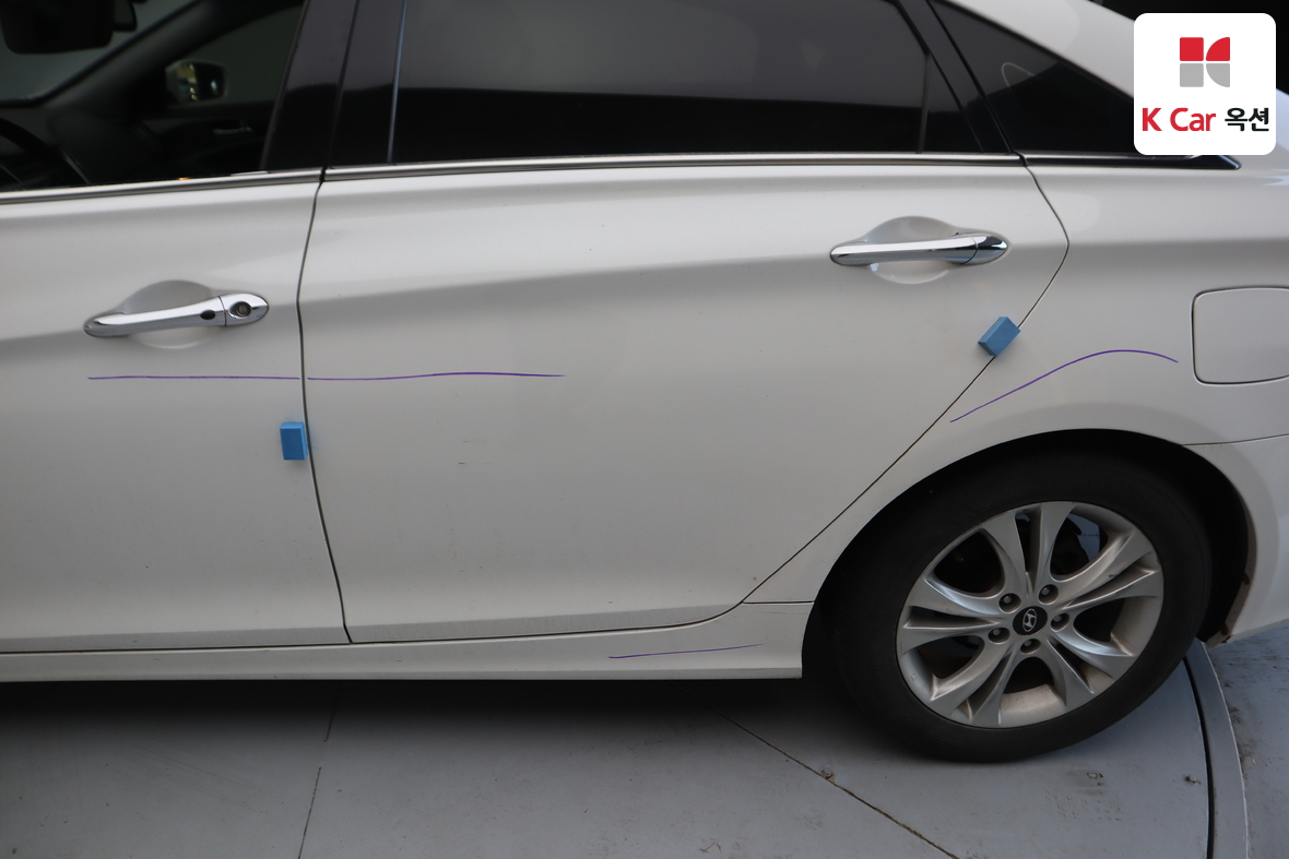 Hyundai Sonata 2011 - Image 39