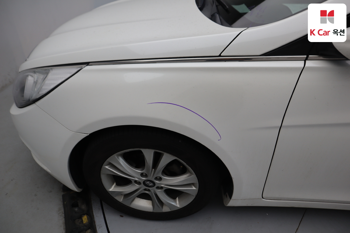 Hyundai Sonata 2011 - Image 38