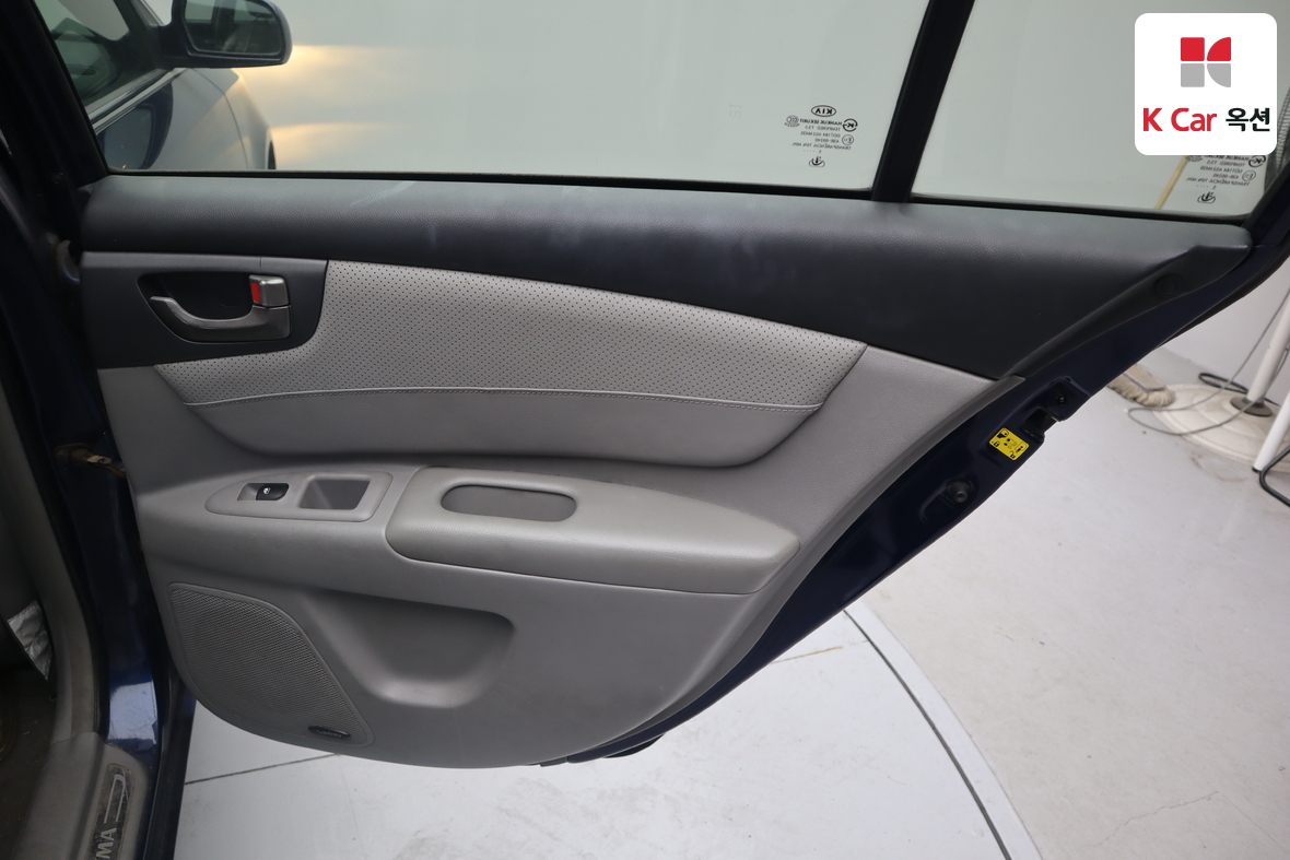 Kia Lotze 2006 - Image 27
