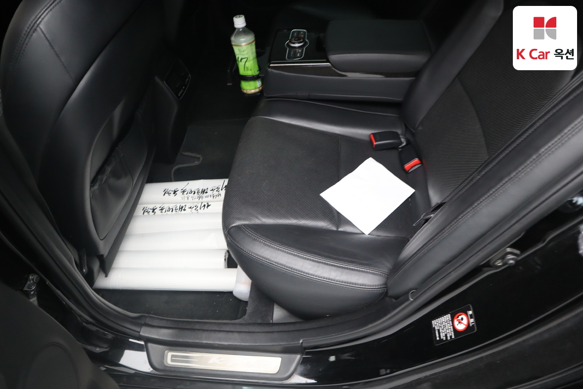Kia K7 2013 - Image 22