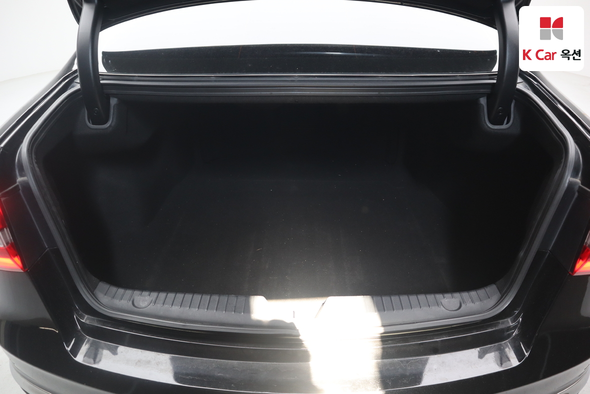 Kia K7 2013 - Image 25